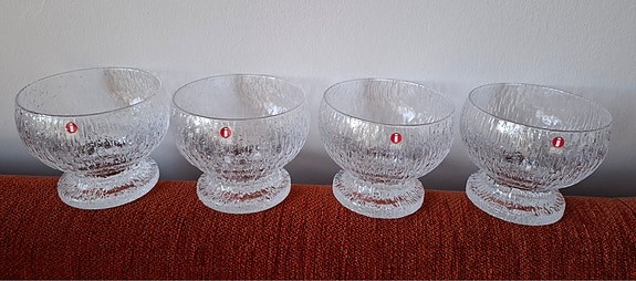 Iittala Kekkerit jälkiruokakulhot