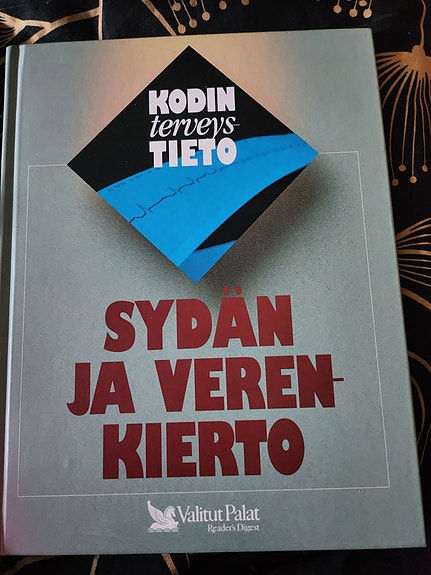Kodin Terveystieto Sydän ja Verenkierto kirja