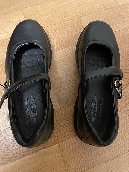 Naisten MBT kengät koko 37