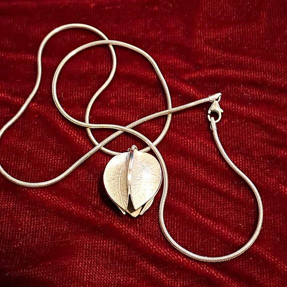 Kalevala Lumikukka kaulakoru, hopea
