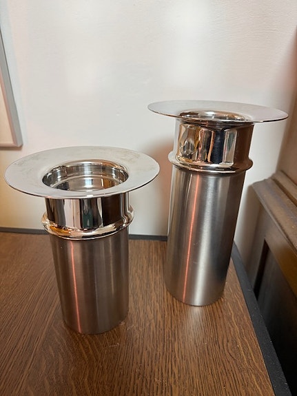 Wirkkalan (Iittala) teräksiset kynttilänjalat 2 kpl
