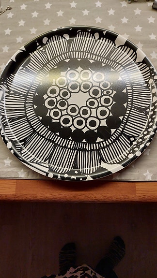 Marimekko siirtolapuutarha uusi musta-valkoinen tarjotin