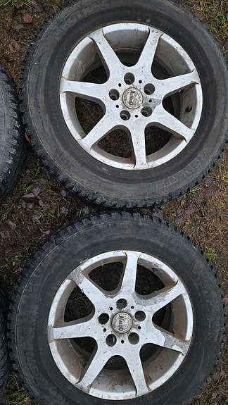 Vredestein nastarenkaat opel aluvanteilla