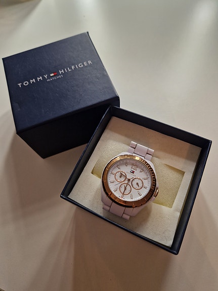 Tommy Hilfiger rannekello