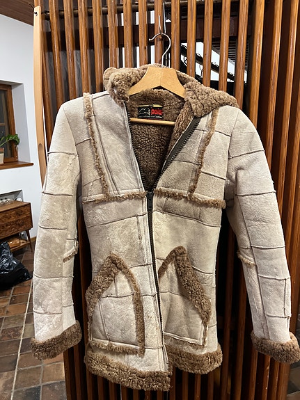 Product image 1 of 9