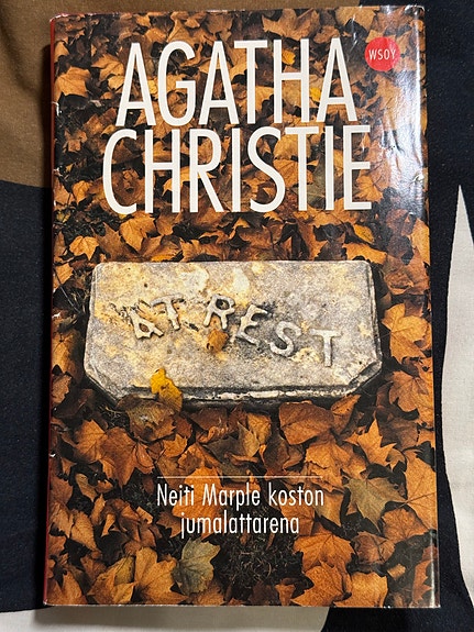 Agatha Christie - Neiti Marple -koston jumalattarena kirja