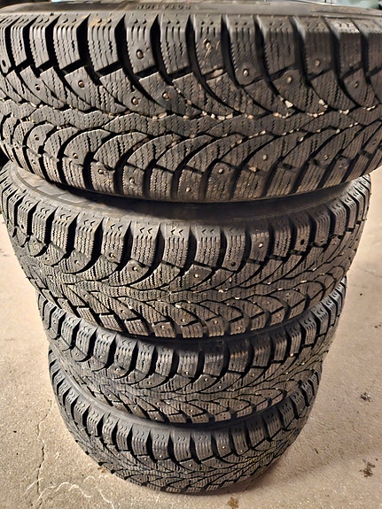 Nastarenkaat peltivanteet 4×108 R15