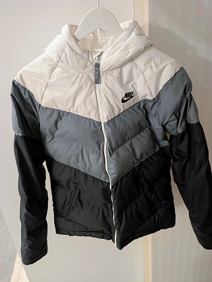 Nike talvitakki, 158-170