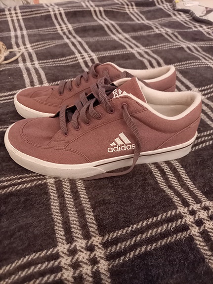 Adidas-naisten kengät, liila