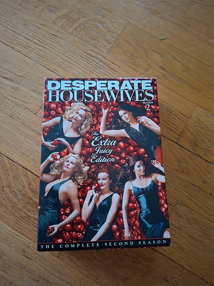 Täydelliset naiset-dvd boksi, kausi 2