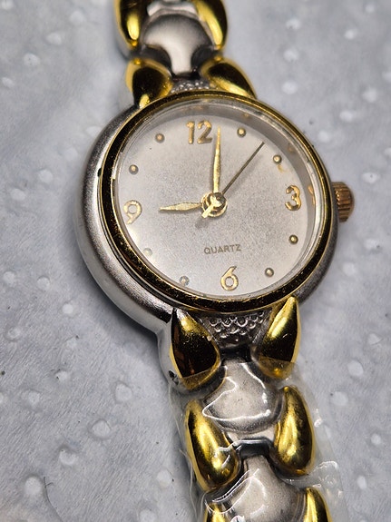 Naisten Quartz kello