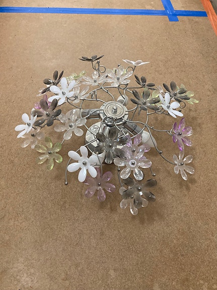 Kattovalaisin Trio Floral