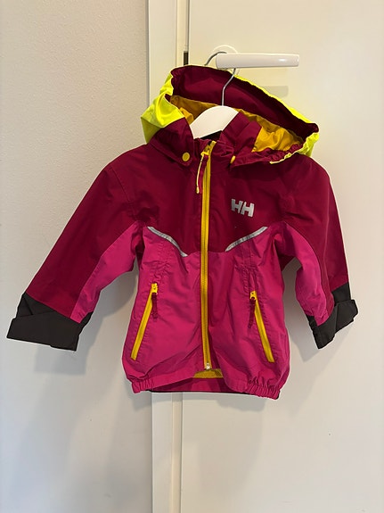 Helly Hansen kuoritakki 92cm