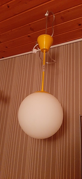 Pallovalaisin