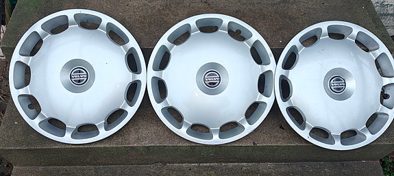 Volvo 16" pölykapseli, 1 kpl