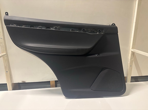 Tesla ovi sisäverhous vasen etuovi musta