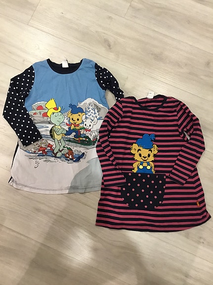 Kaksi Lindex Bamse tunikaa tytölle