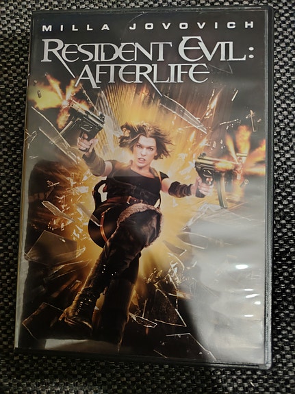 Resident evil: afterlife DVD