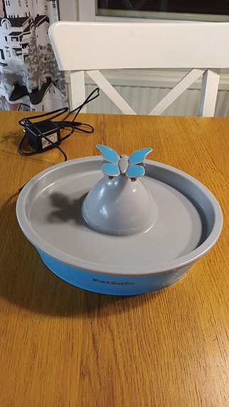 Petsafe Butterfly -juomalähde