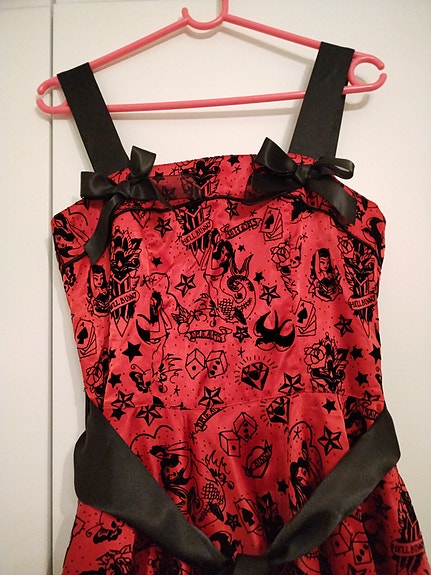 Juhla mekko