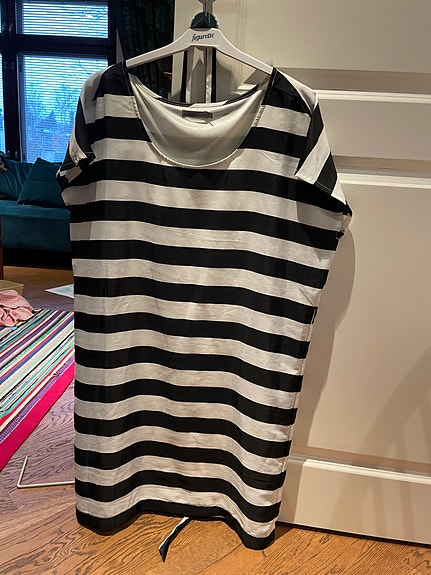 Soaked in Luxury -mekko S