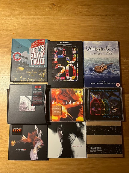 Pearl Jam/Eddie Vedder ym.CD ja DVD levyjä