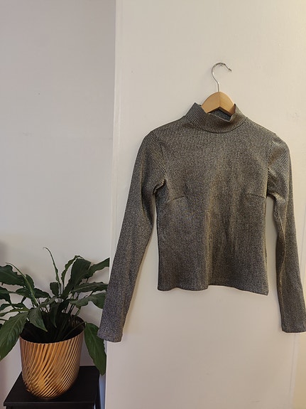 Glitterpaita Gina Tricot