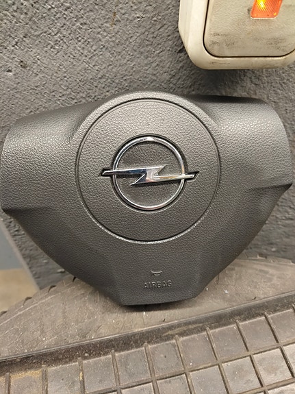 Opel Vectra C turvatyyny