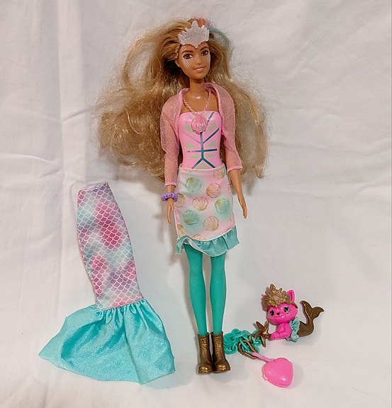 Barbie Color Reveal
Fantasy Mermaid