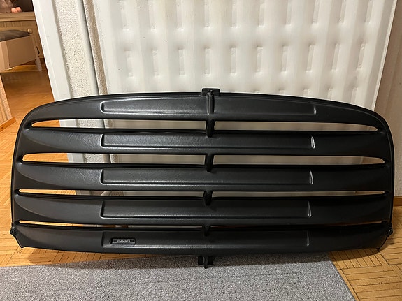 Saab takalasin ritilä