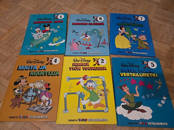 Walt Disney kirjoja