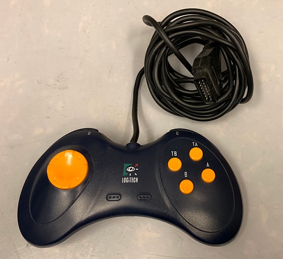 Logitech peliohjain