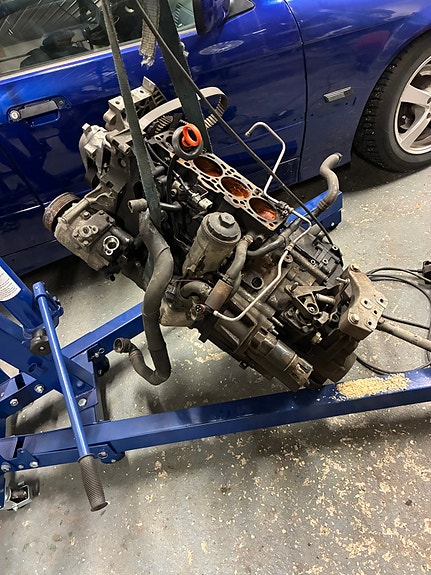 Golf v 2.0tdi