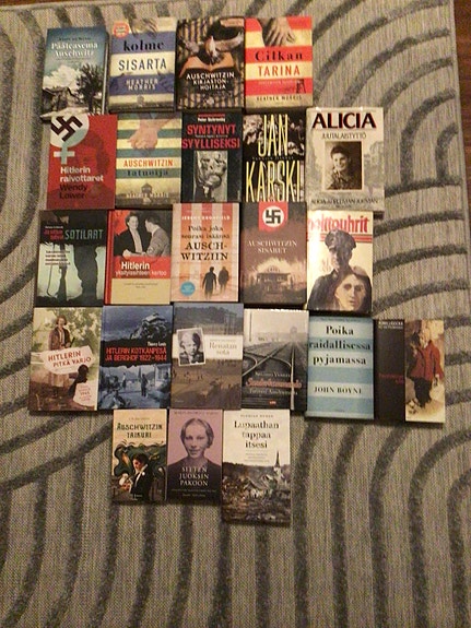 Natsi Saksa aiheisia kirjoja