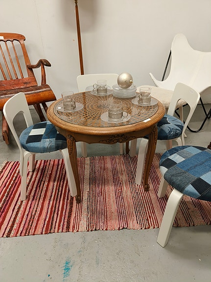 Vintage pöytä