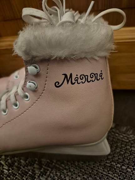 Minni lastenluistimet koko 28