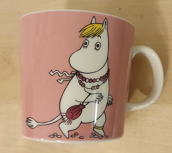 Niiskuneiti muumimuki