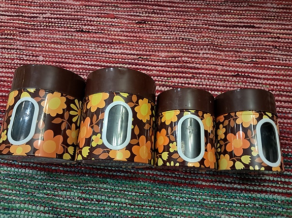 Retro peltipurkit