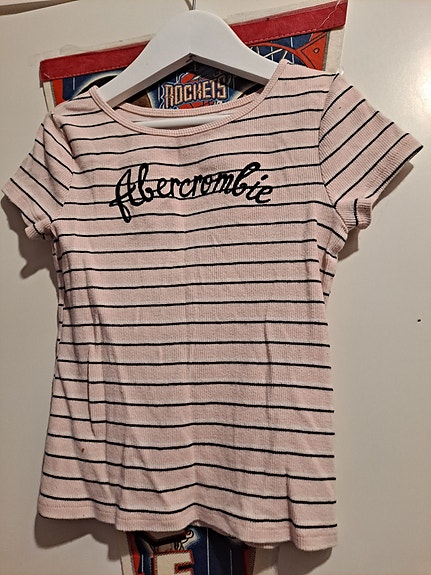 Abercrombie & Fitch lasten t-paita 116 vaaleanpunainen