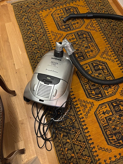 'Liki' uusi Hoover Telios -pölynimuri. Toimii!