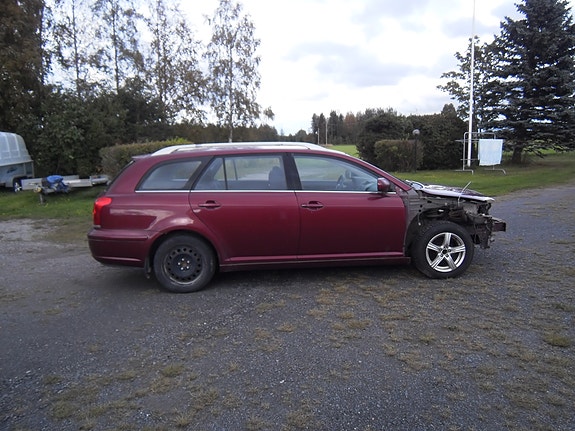 Toyota avensis 2.0vvt-i