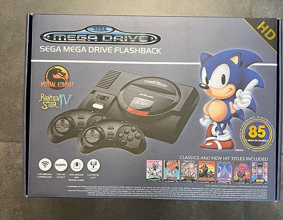Sega Mega Drive Flashback pelikonsoli