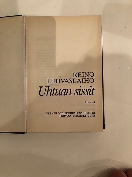 Reino Lehväslaiho Uhtuan sissit kirja