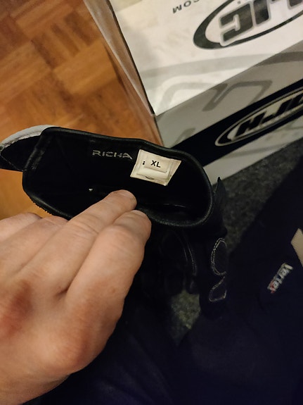 Product image 9 of 9