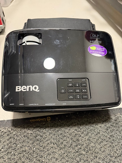 Benq MW523
