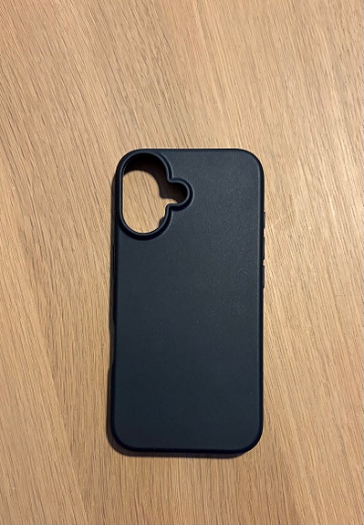 Apple iPhone 16 musta suojakuori
