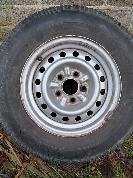 Nissan Vanette Cargon 14" vanteet (7 kpl)