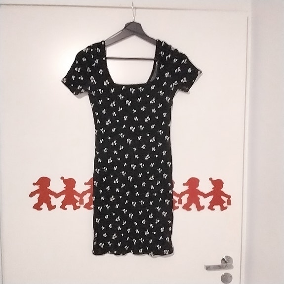 Sininen mekko kokoa S