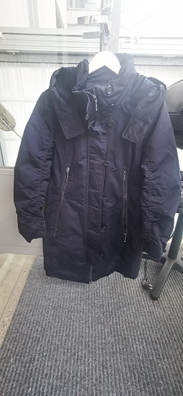 Naisten parka takki koko 38,uudenveroinen
