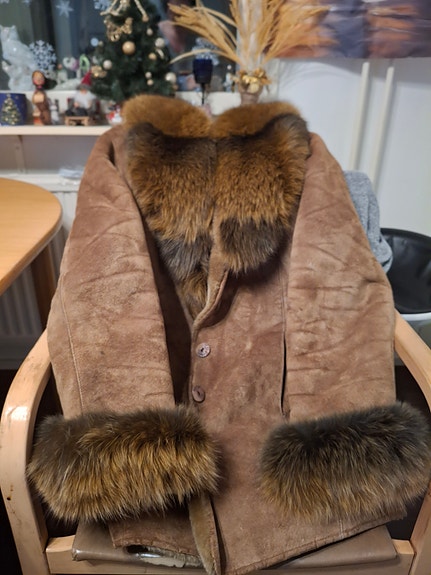 Product image 1 of 4